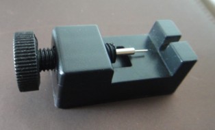 FREE PIN REMOVER MINI SIZE